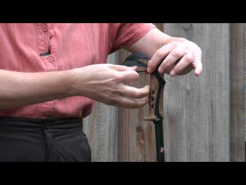 Trekking Poles: How to adjust and use straps