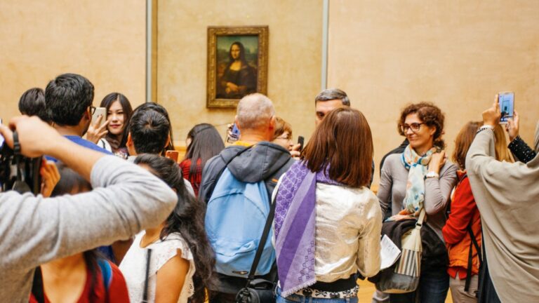 16 Tourist Hotspots That Travelers Say Are Seriously Overrated