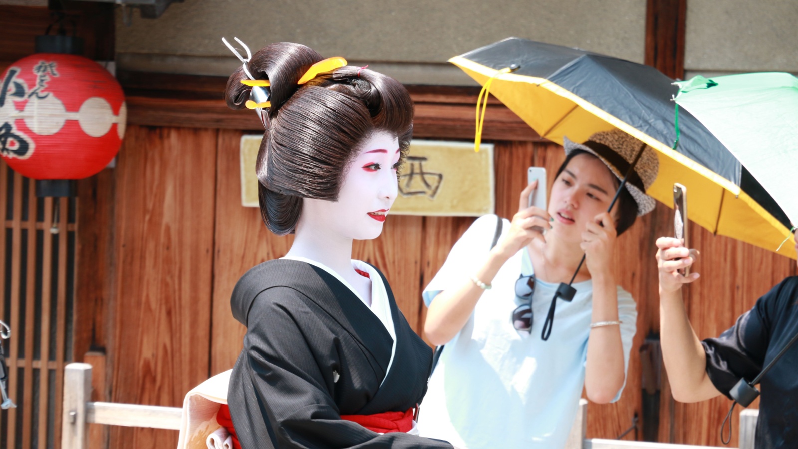 Kyoto, Japan On August 1, 2015 The summer event "Hassaku", where geisha and maiko in Kyoto express their gratitude to their masters of performing art and teahouses.