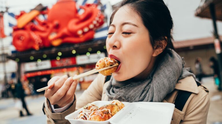 16 Things to Know Before Traveling to Japan, According to Seasoned Travelers