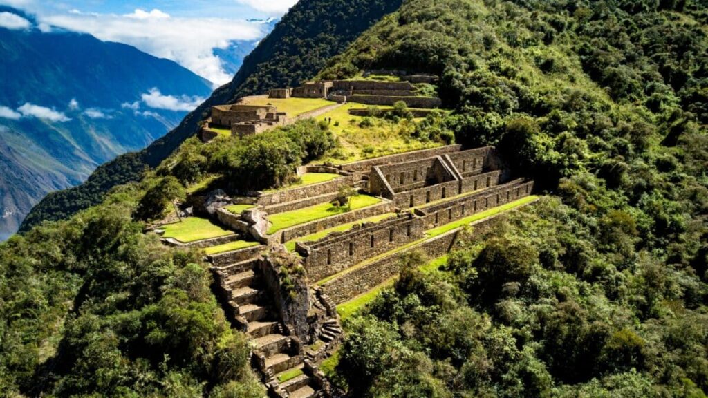 This ancient Inca city is known as "Choquequirao" the younger sister of Machupicchu. According to various investigations, Choquequirao would also be a fortress and a ceremonial center.