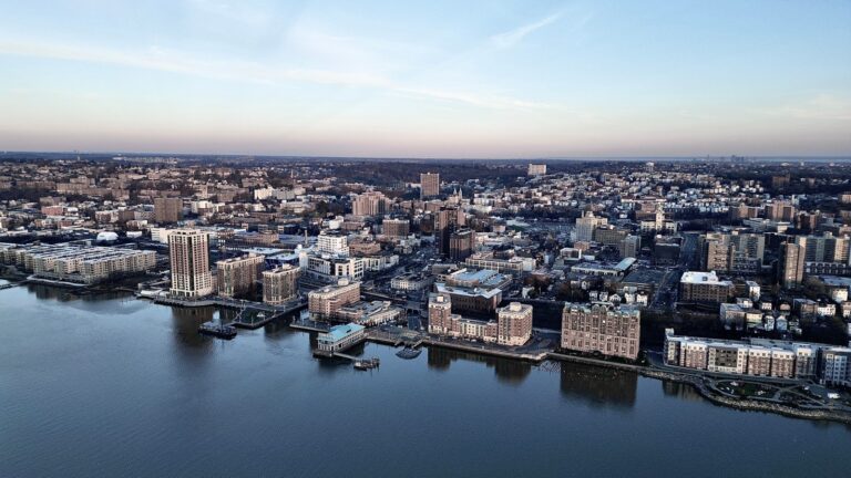10 of the Best and Worst Cities for Staycations, According to a New Report