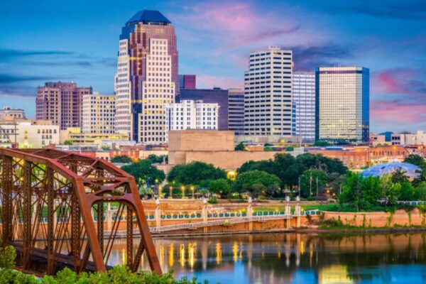 Shreveport, Louisiana, USA skyline over the Red River at dusk